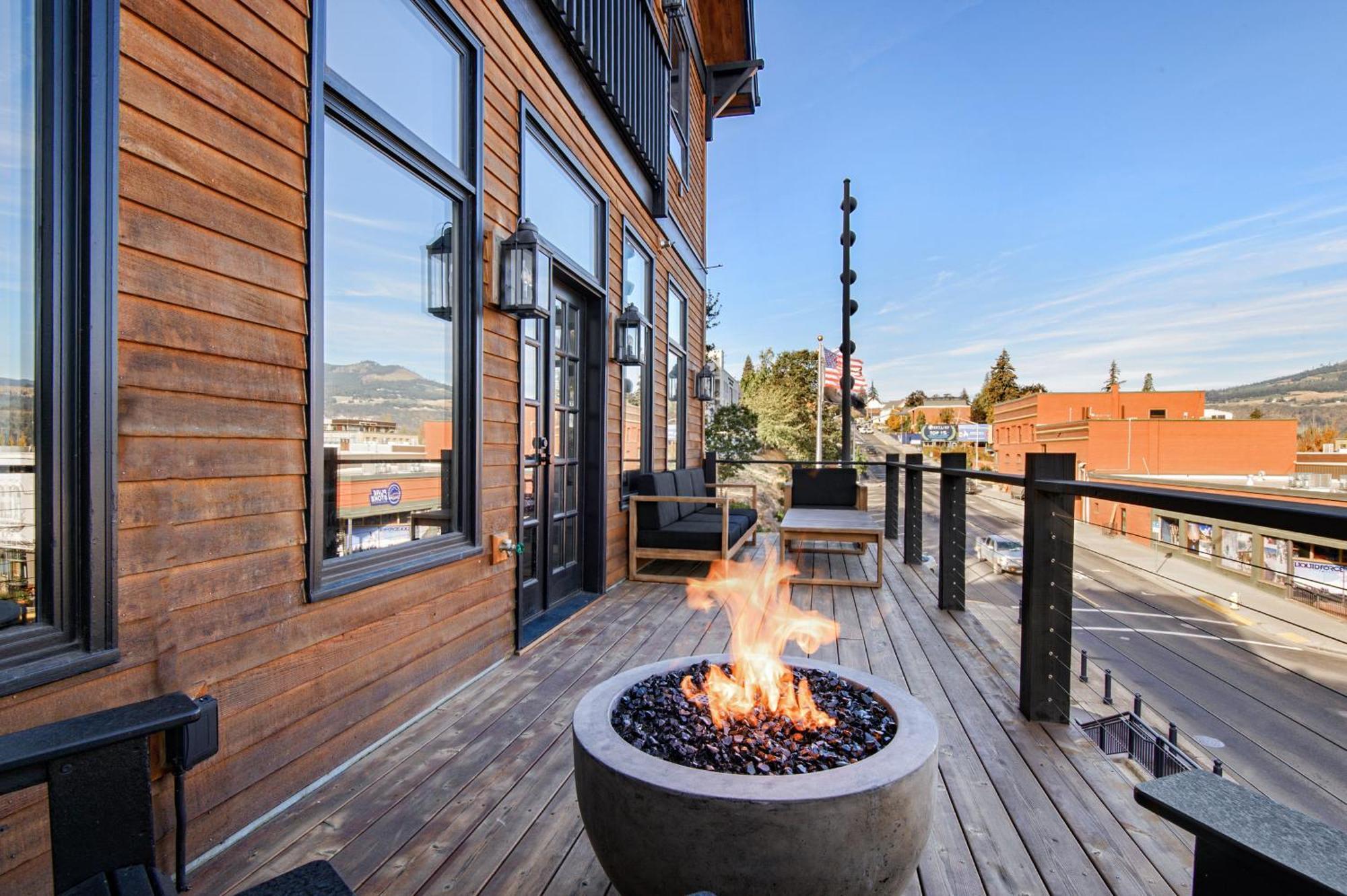 Horsefeathers Hotel Hood River Esterno foto