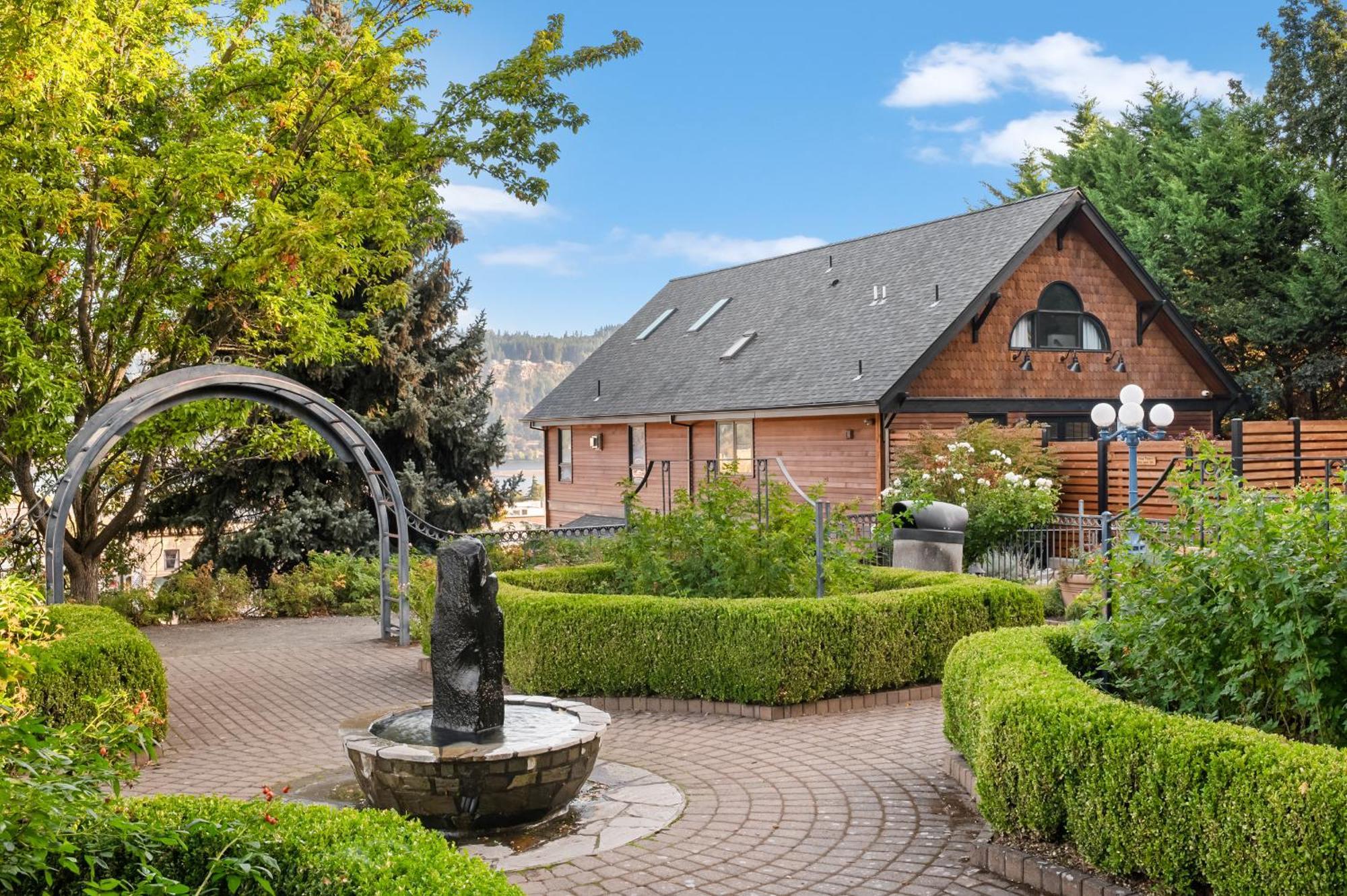 Horsefeathers Hotel Hood River Esterno foto